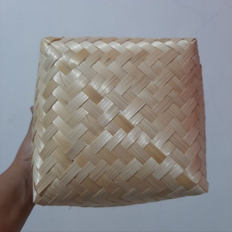 

[ Halodul ] Besek Bambu 20x20