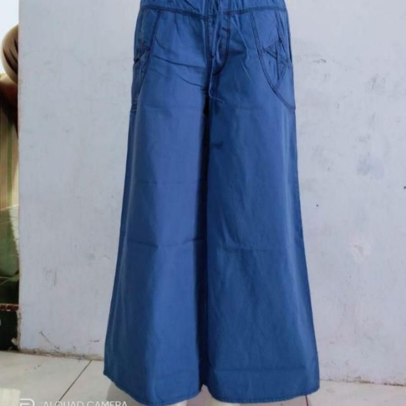 KULOT JEANS WANITA/CELANA KULOT DENIM/CELANA LEVIS/jeans