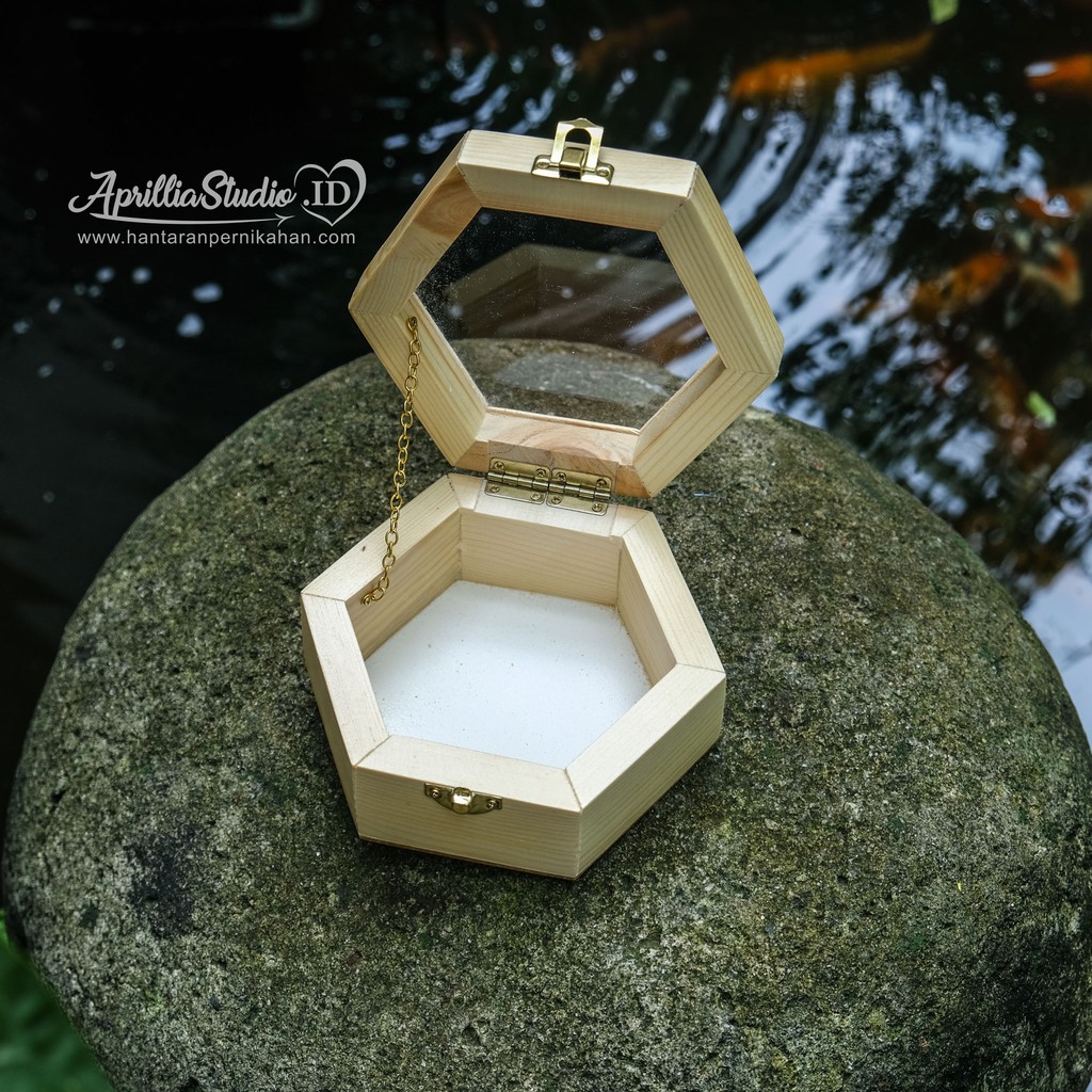 BOX KOTAK CINCIN KAYU HEXAGON