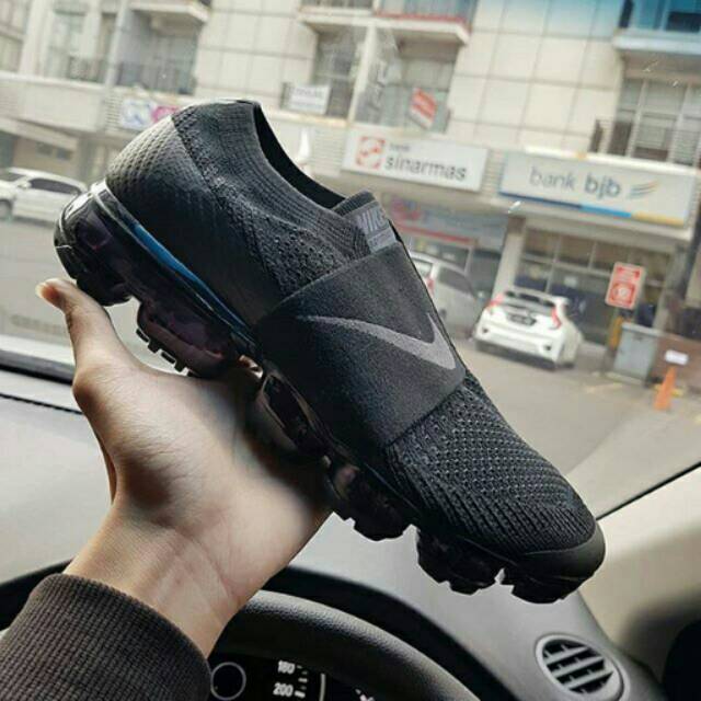 Nike VaporMax STRAP " CDG "
