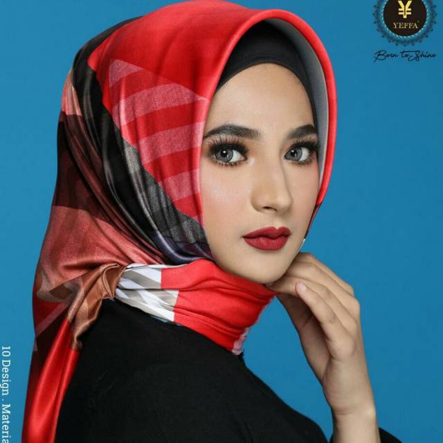 [COD] HIJAB SEGI EMPAT BHUMY BY YEFFA