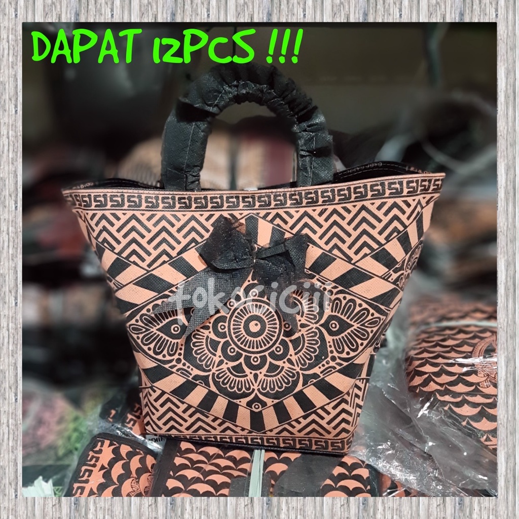 

12PCS Tas hajatan batik mewah 18x18