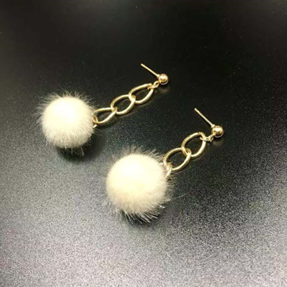 Anting Korea 7 Pompom Bulu 3 Rantai Besar