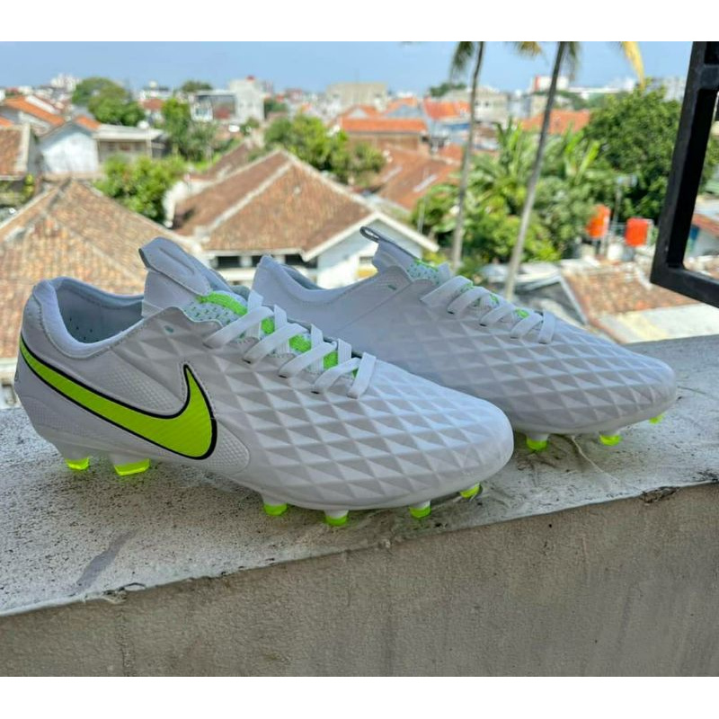 Harga Nike Legend 8 Volt Terbaru Mei 