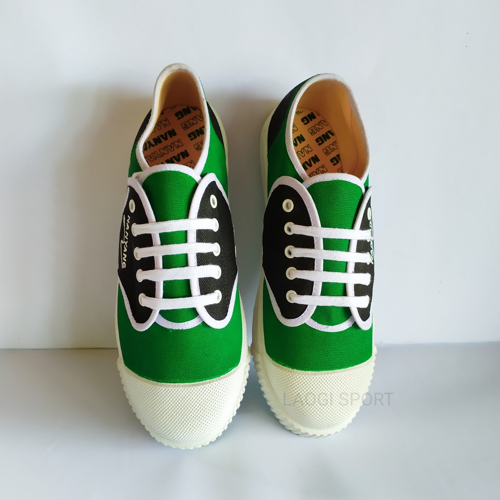 sepatu takraw Nanyang motif hijau hitam