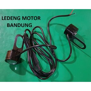 Sepasang Eagle Eyes Strobo Mode Kedip Random Breket Besi L Spion Motor