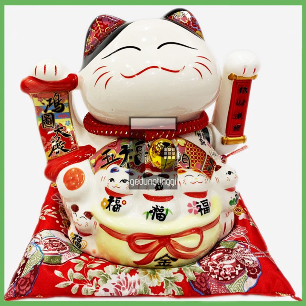 Patung Pajangan Hiasan Dekorasi Kucing Panggil Bawa Hoki Rejeki Keberuntungan Rezeki Lucky Cat Maneki Neko Maneko Neki Tangan Gerak Goyang Listrik Baterai Batre Batrai Batrei Jepang Cina China Dashboard Mobil Meja Toko Kasir Cafe Kafe Resto Keramik Putih