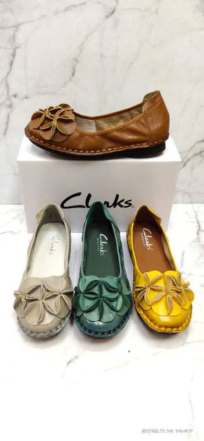 CLARKS BUNGA 5518 / SEPATU KULIT CLARKS WANITA