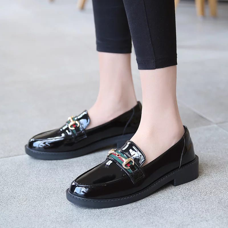 SEPATU WANITA NAYLA BLACK / DOCMART LOEFERS FMS 092