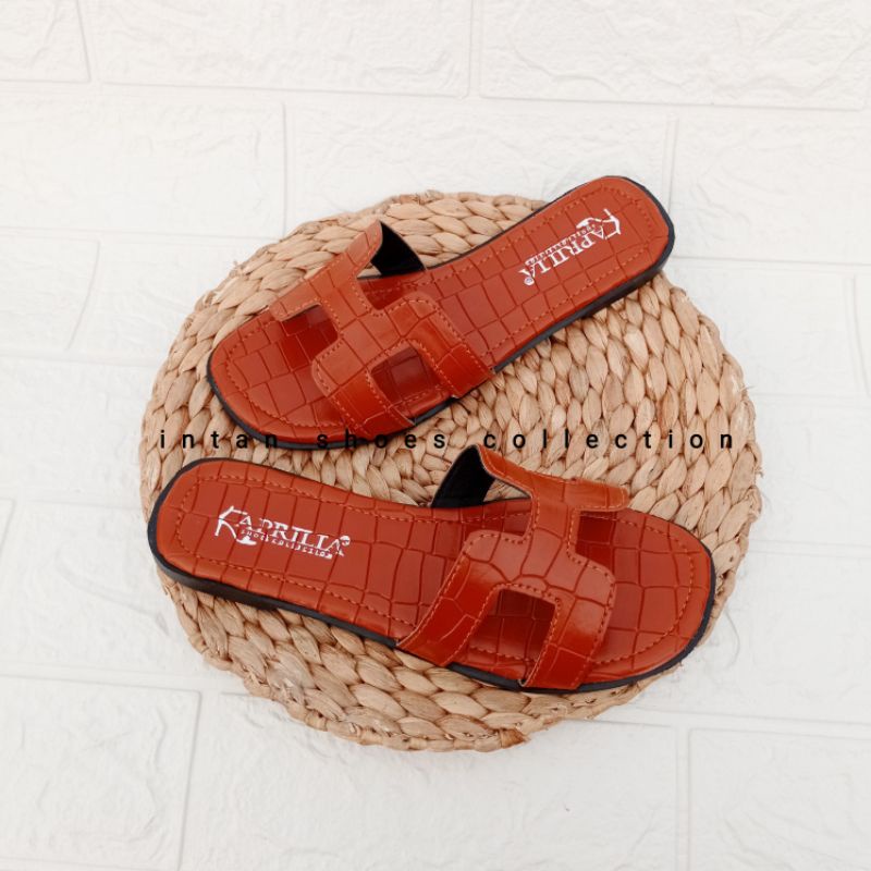 Flatshoes Wanita Sandal Flat Wanita Hak 2 Cm Sandal Tali Wanita Sandal Slop Wanita Sendal Slip-On Wa