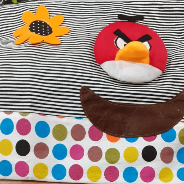 

Tas tenteng motif bergambar