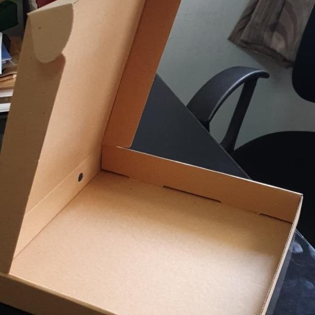 

➳ Kardus dus box pizza uk 26x26x4 cm isi 25 pcs ➻