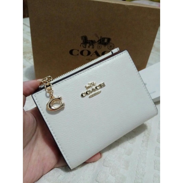 Coach Snap Card Case in Pebble White