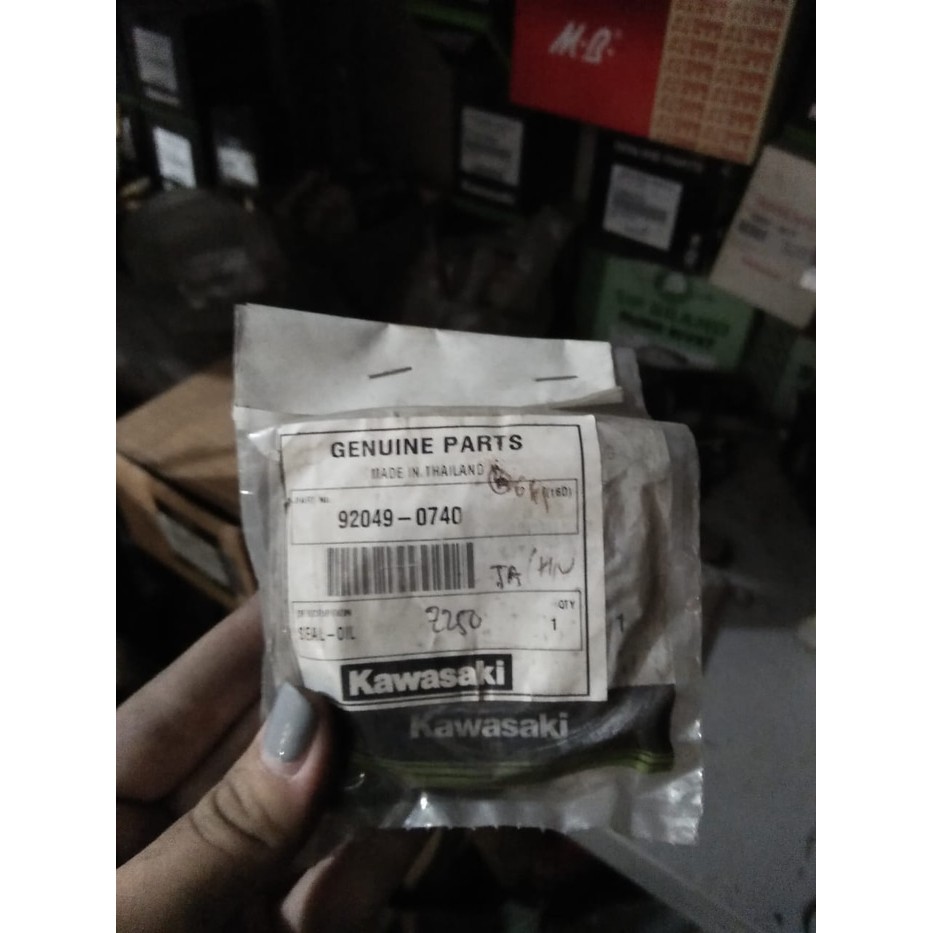 Seal Oil Z250 92049-0740 kawasaki