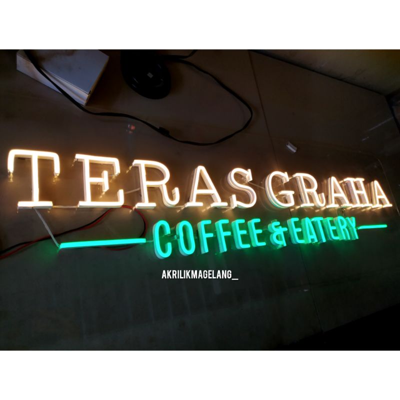 Custom Lampu Neon Flex Light LED Bahan Akrilik Acrylic Papan Logo NamaTempat Brand Merk Usaha Lampu 