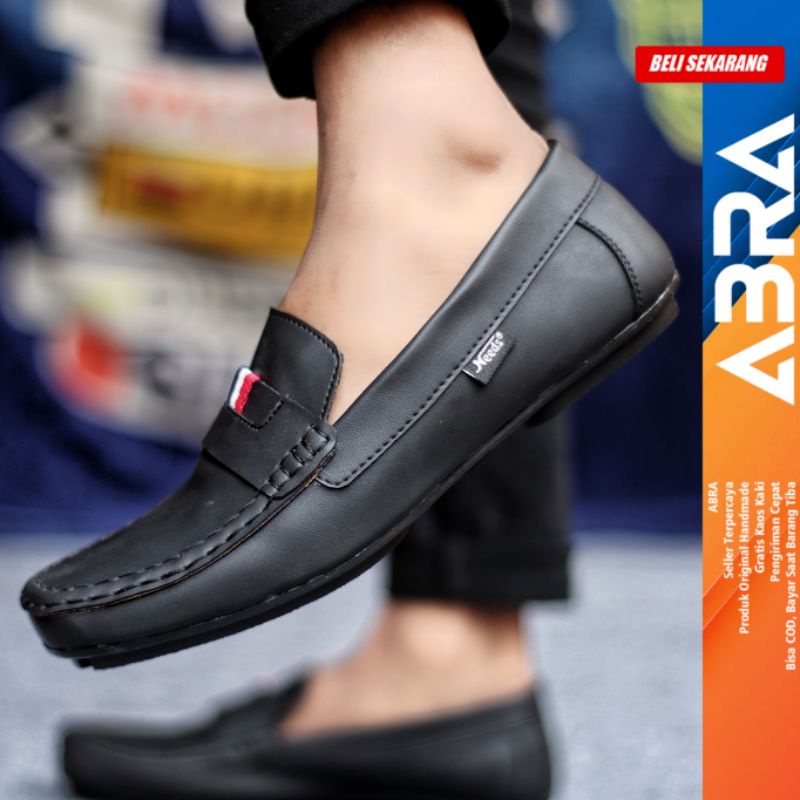 ABRA Sepatu Slip on Pria Santai Casual Formal Kulit Pu Kerja Hitam