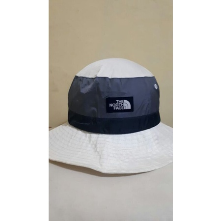 Topi Rimba/Bucket The North Face