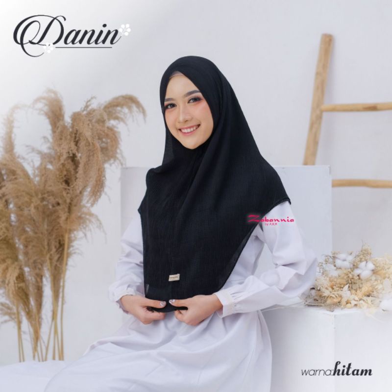 Bergo Danin by Zabannia jilbab plisket murah kekinian