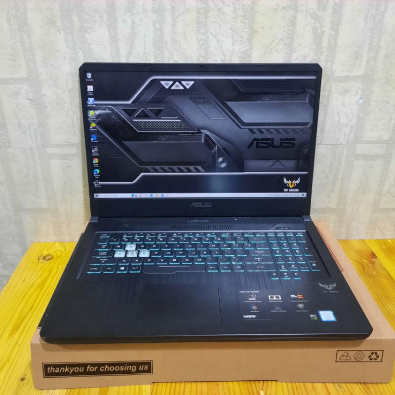 Laptop ASUS TUF GAMING FX705G COR i7 GEN 8 RAM 8GB/SSD 512GB GTX1060 6GB Dedicated Aura  RGB keyboard