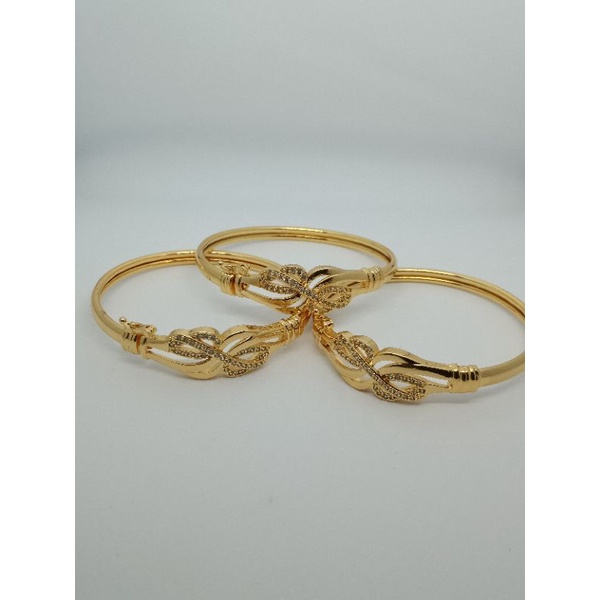 gelang tangan bangle termewa,gelang titanium asli anti luntur anti karat,gelang perhiasan fashion wanita terbaru, perhiasan mirip mas asli, perhiasan berlapis emas 24 k, gelang wanita import