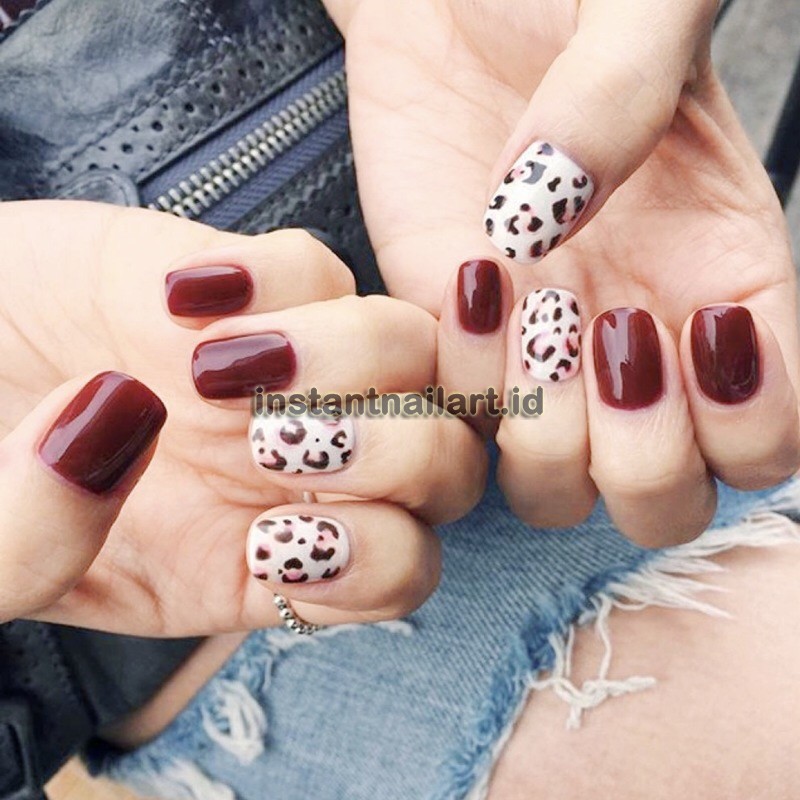 NA-541 Maroon Leopard Polos Kuku Palsu Motif Simple Fashion Fake Nails