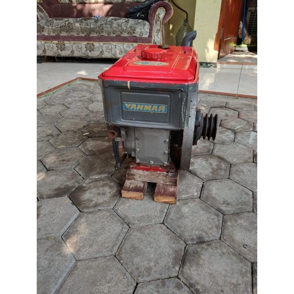 YANMAR DIESEL TF 85 MR-DI