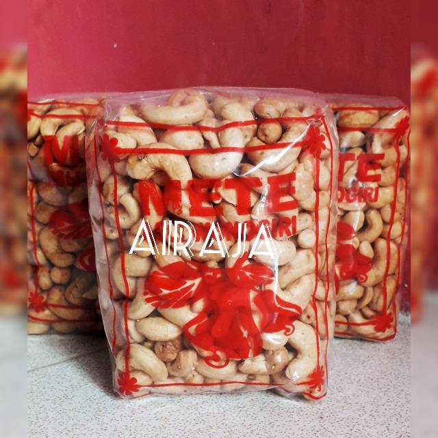 

KACANG METE GORENG 500 gram