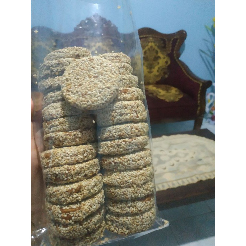 

Kue Mari Wijen