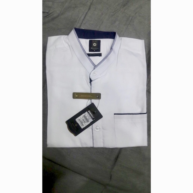 Kemeja pria benhill lengan pendek/kemeja benhill putih/hem putih/kemeja putih/hem tangan pendek