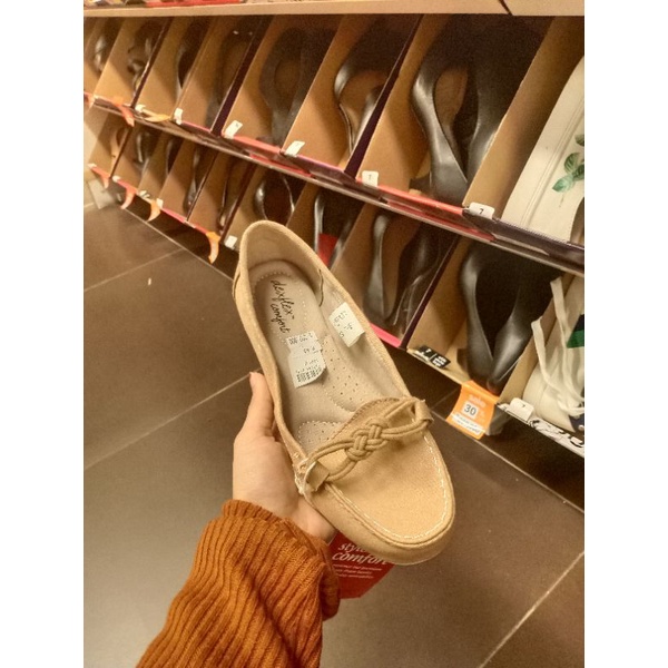 Flatshoes Dexflex comfort by Payless harga normal 329.000