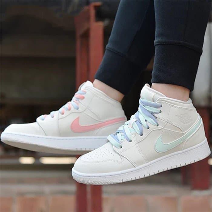 nike air jordan 1 mid gg phantom