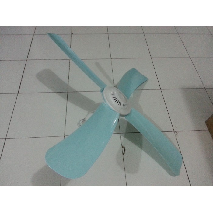 Kipas Angin Gantung ( Mini Ceiling Fan) Dengan 4 Daun 32 Watt