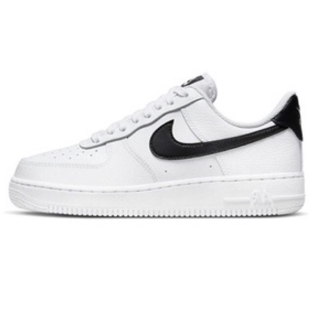 NIKE AIR FORCE 1 ‘07 WOMENS WHITE BLACK ORIGINAL