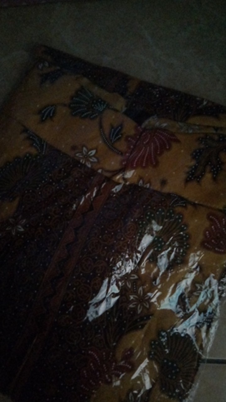 Grosir Terlaris Genes Jelita Tunic Navbor Yelbor Whitbor Creambor Tunik Batik Modern Hrb052