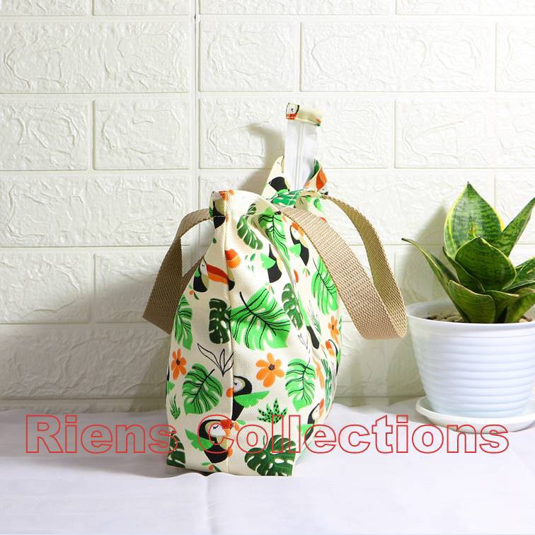 RIENS COLLECTIONS. HANDBAG BESAR BAHAN KANVAS MOTIF BURUNG RONGRANG HIJAU