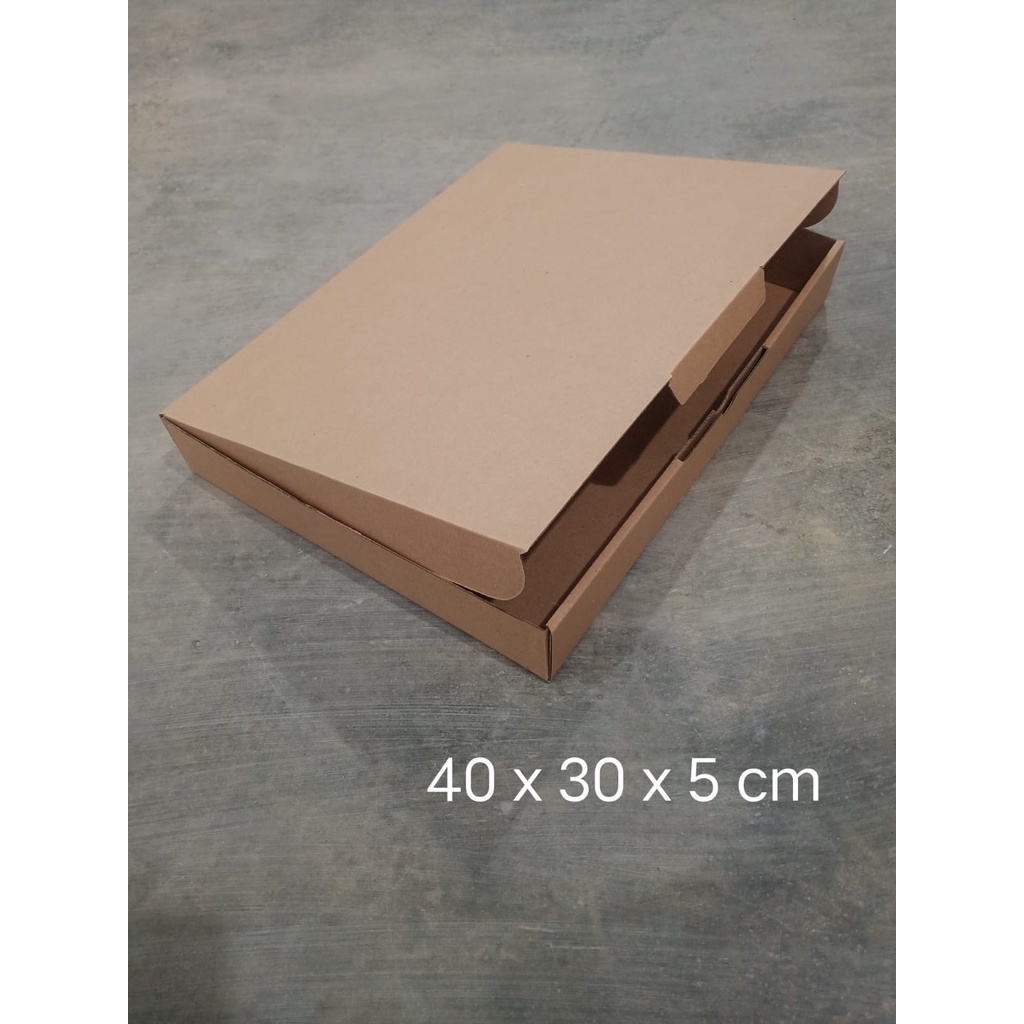 

( 10 pcs ) kardus uk 40x30x5 --Die Cut dan easy usage--