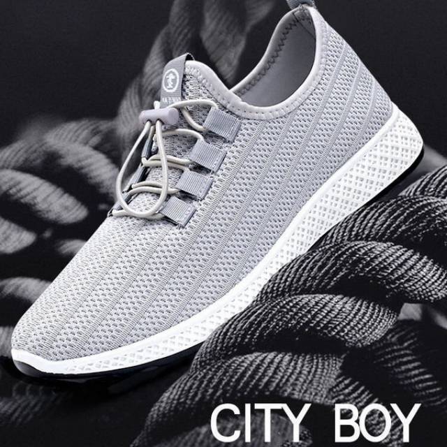 Sepatu Sport Pria Model Simpel Trendi
