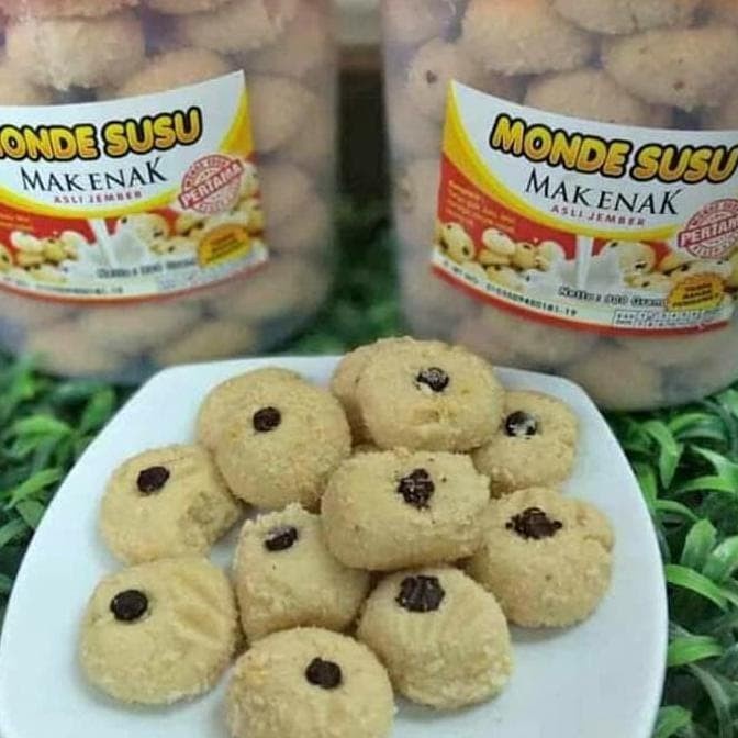 

MAK ENAK MONDE SUSU 900GR TOPLES / KUE MONDE SUSU / SKU - TCMM0262