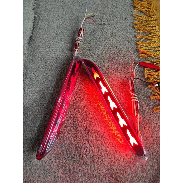 Lampu Led Reflector INNOVA Lampu Mata Kucing Belakang INNOVA 2004 - 2019