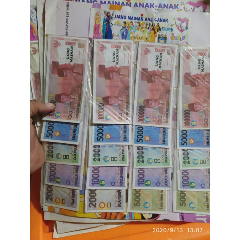 Uang Mainan 1 Papan isi 20 pack Sesuai gambar