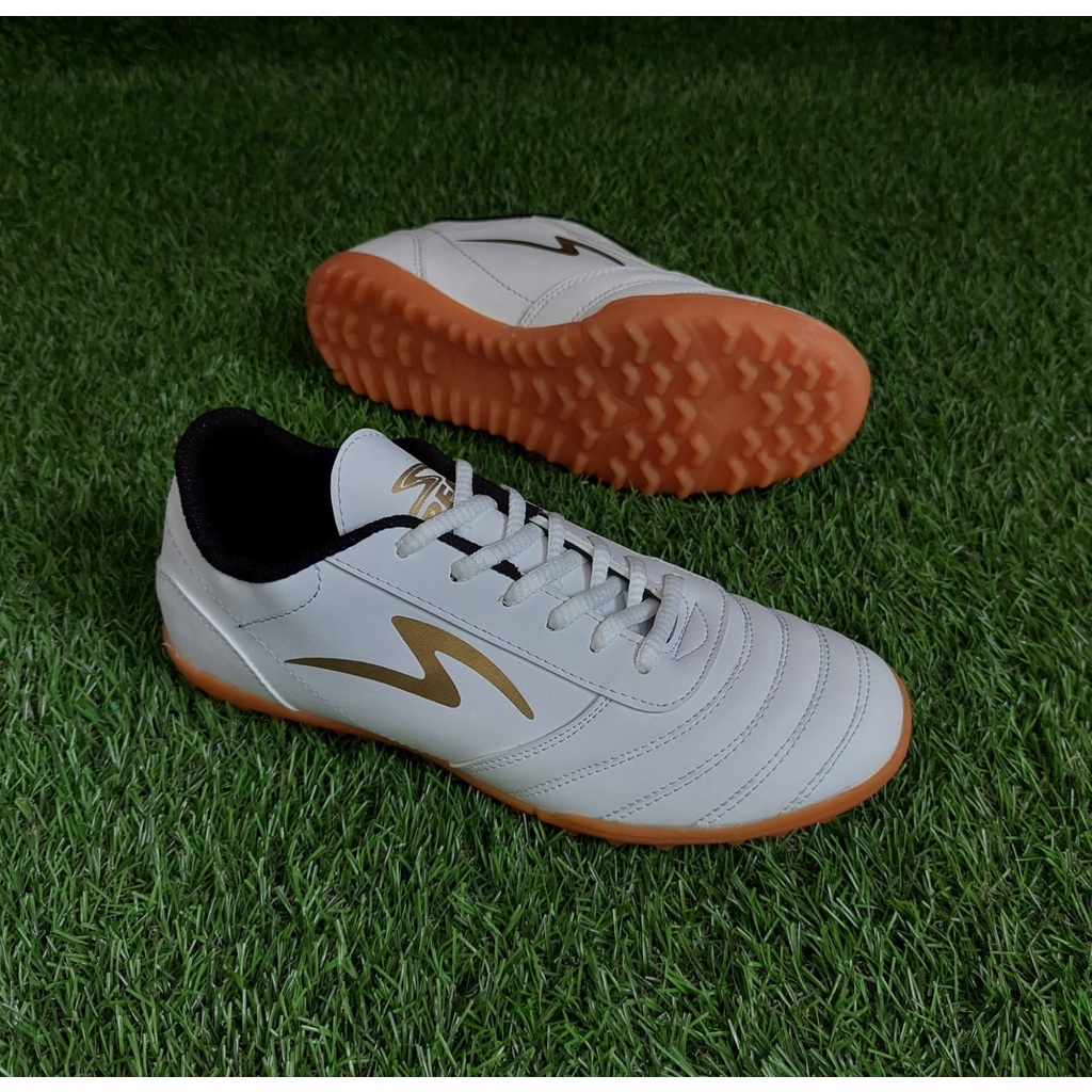 Sepatu futsal specs bold turf. sepatu sol gerigi