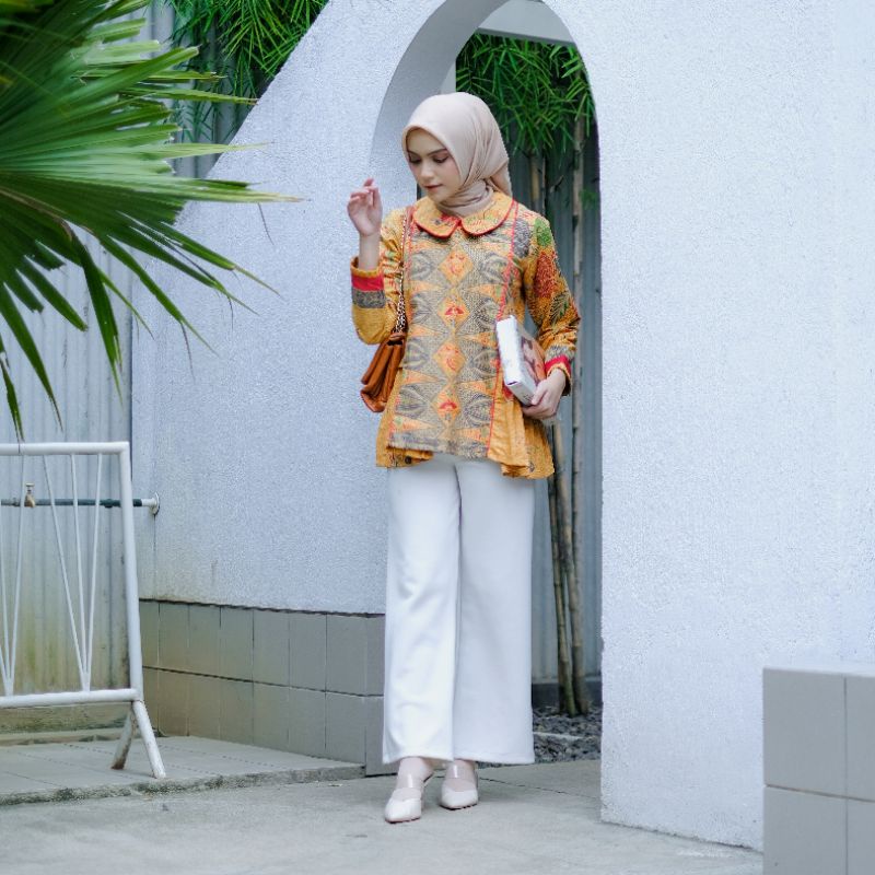 Jelita blus batik wanita kantor modern