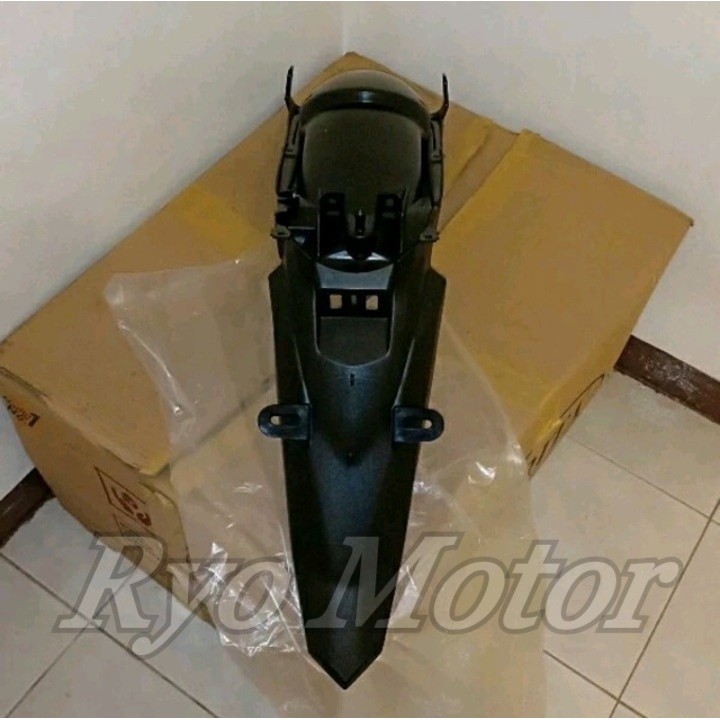 Spakbor belakang Jupiter MX 135 New