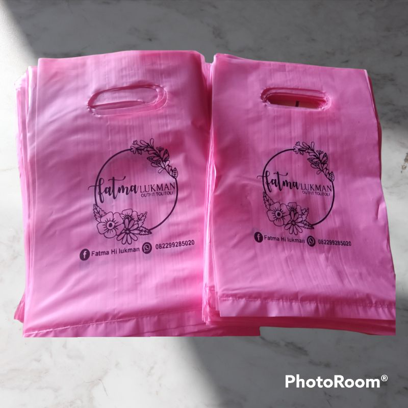 

Sablon Plastik Ukuran 15x22cm tebal dan tidak mudah sobek