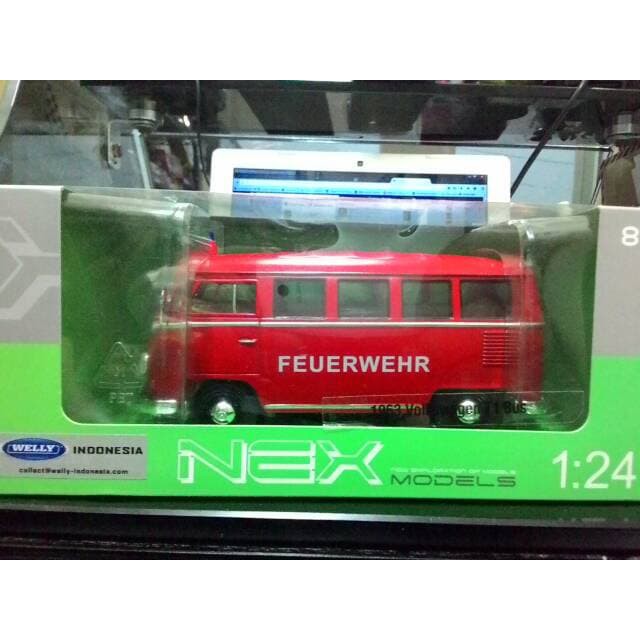 Welly Nex Volkswagen T1 Bus 1963 FEUERWEHR