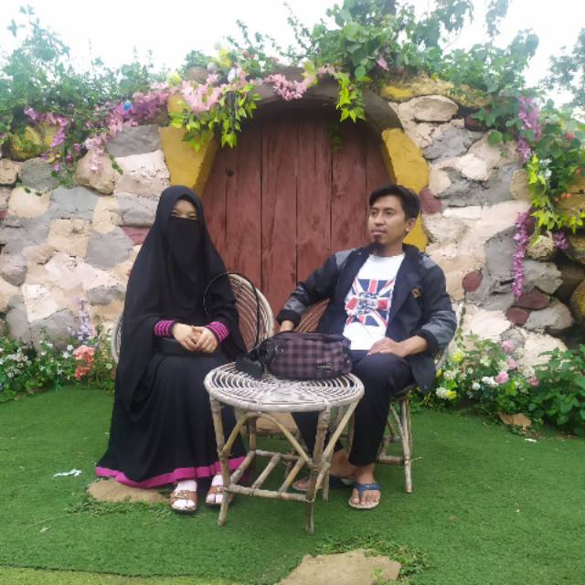 mutadayyinah_aminullah