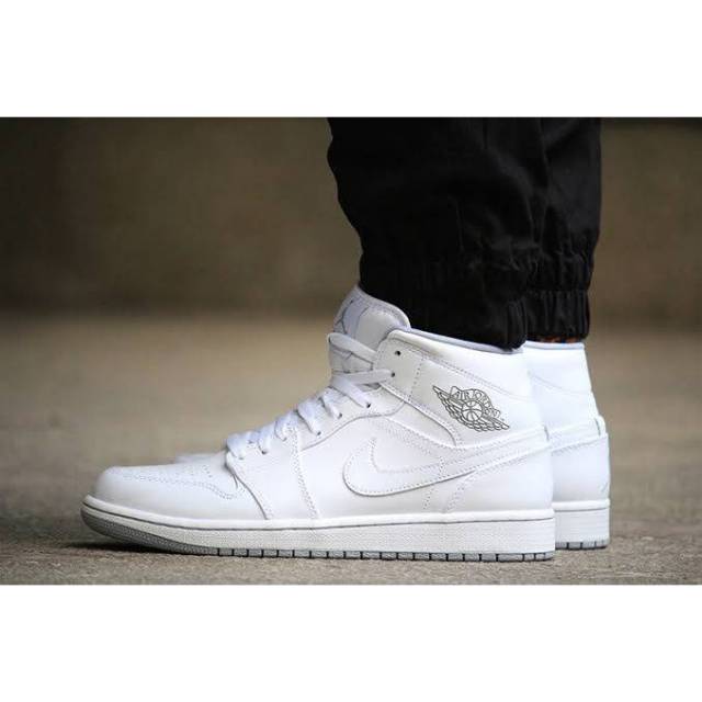 air jordan one white