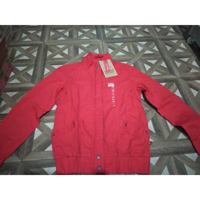 Jaket logo jeans wanita