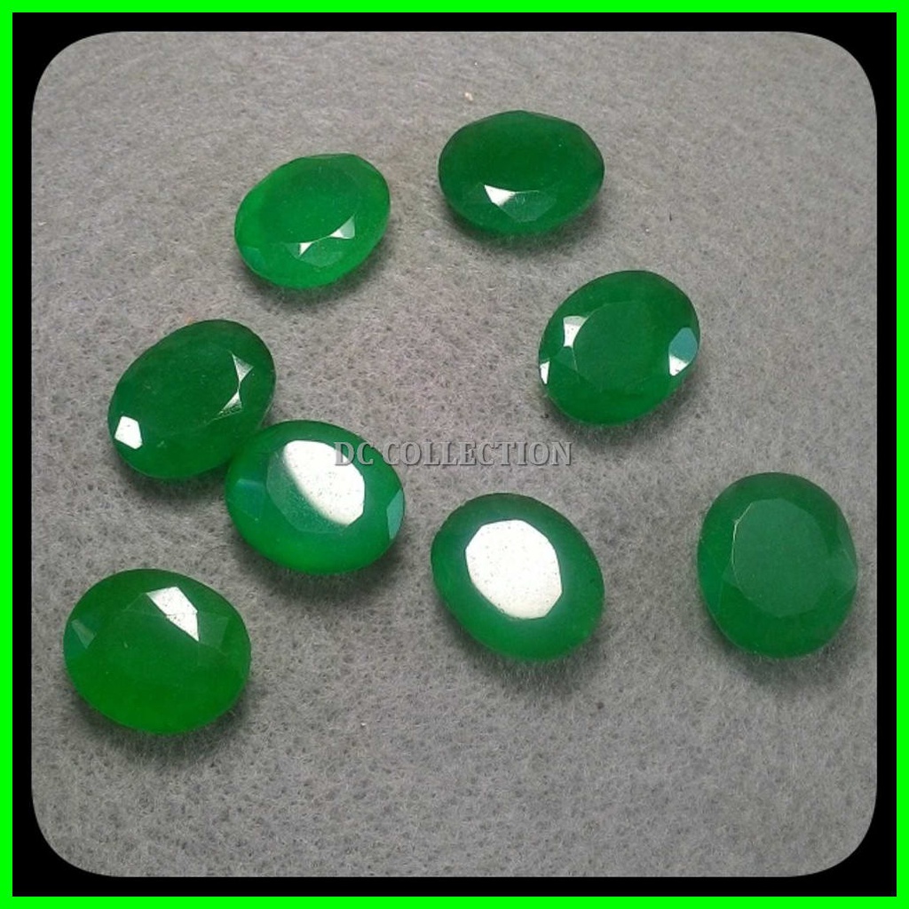 BATU ZAMRUD ZAMBIA NATURAL EMERALD GREEN QUARTZITE