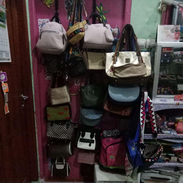 bag shop near me